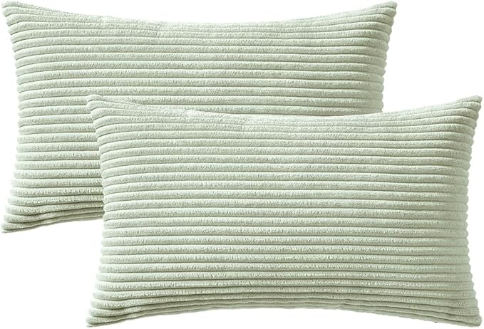 MIULEE Pack of 2 Pillow Covers Soft Soild Decorative Throw Pillow Covers Set Cushion Cases Pillowcases for Sofa Bedroom Car 12 x 20 Inch 30 x 50 Cm Light Green