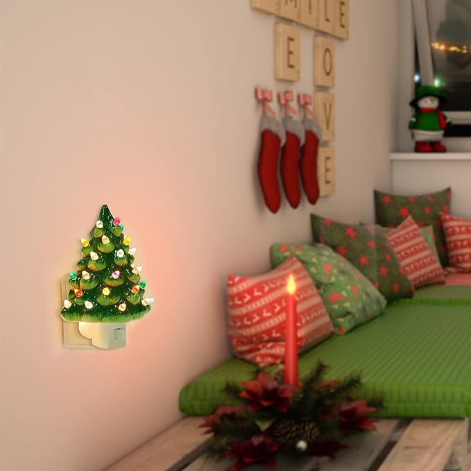 Hausse Christmas Ceramic Tree Night Light, Decorative Retro Christmas Tree Nightlight with Lamp, Multicolor Bulbs and 360 Degree Swivel Plug with ON/Off Switch for Kitchen Bathroom Bedroom Decor
