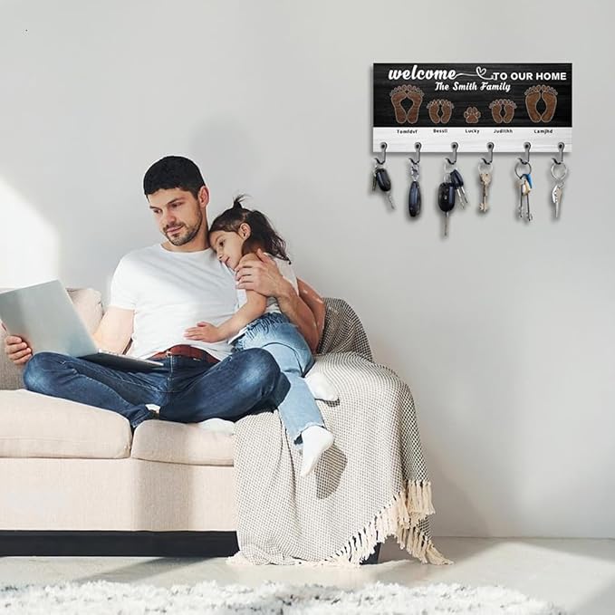 Welcome to Our Home Personalized Family Key Holder Custom Name Wall Mounted Key Hanger for Entryway Hallway Home Decor Organizer Hanger Birthday Wedding Housewarming Gifts for Family Couple