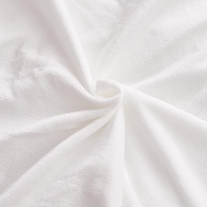 WERDIM Shaggy Fluffy Faux Fur Pillowcases 2 Pack Button Closure Velvet Pillow Shams Standard/Queen Size (White, 20 X 26 Inches)