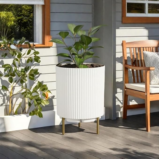 FONTOI 20.3'' Front Porch Planter Stand, Outdoor Round Plant Stand for Porch, Plastic Striped Planter Stand with 3 Holder, Indoor Flower Pots Stand for Tall Plants, Porch Decor,White
