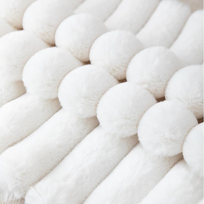 ZLINA Set of 2 Cream White Faux Fur Decorative Throw Pillow Covers Fluffy Striped Pillowcase Cushion Covers 18 x 18 Inch Decor Sofa Couch Bedroom