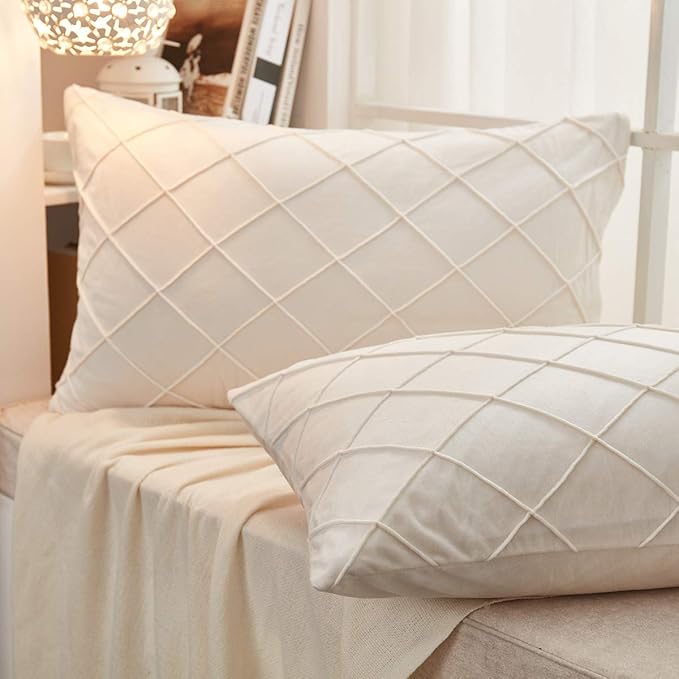 JAUXIO Diamond Pinch Pleated Crystal Velvet Pillowcases 2 Pack Solid Pintuck Throw Cushion Cover for Home Decor Hidden Zipper Closure (Cream, Standard)