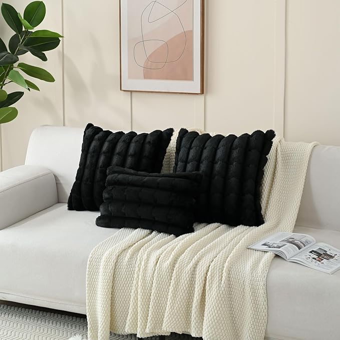 FUTEI Black Decorative Throw Pillow Covers 18x18 Inch Set of 2, Square Soft Faux Rabbit Fur Big Plaid Cushion Cover,Home Decor for Couch Sofa Bed Living Room