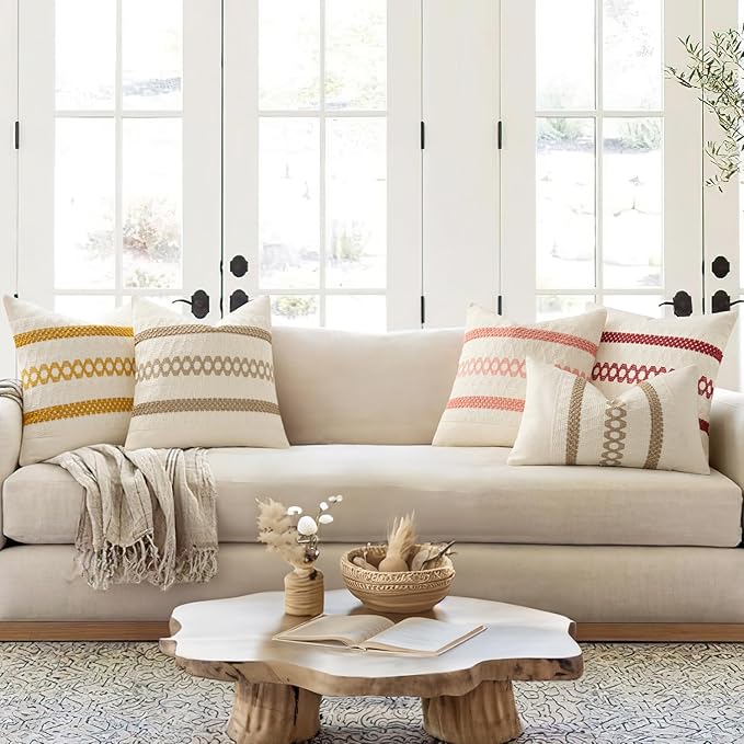MIULEE Set of 2 Christmas Red Boho Decorative Pillow Covers 20x20 Inch Farmhouse Rustic Couch Throw Pillows Modern Cotton Cushion Covers Retro Cute Macrame Woven Home Decor for Bed Sofa Chair