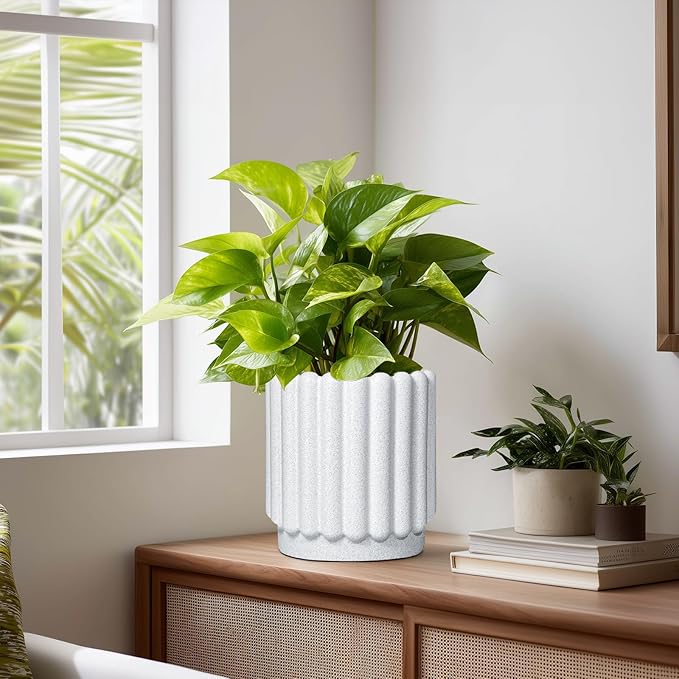 Ceramic Planters for Indoor Plants - 7.6 Inch Ceramic Plant Pots Outdoor, Round Flower Pots with Drainage Hole, Fluted Modern Planter, Room House Decor, Gifts for Plant Lovers, White
