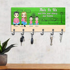Personalized This is Us Family Key Holder Hooks Custom Name Portrait Wall Mounted Home Key Hanger for Entryway Hallway Organizer Hanger Housewarming Home Decor Gifts for Birthday Wedding