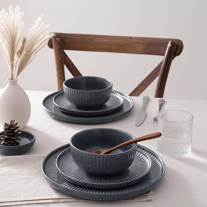Famiware Starlight Dinnerware Sets, Plates and Bowls Dish Set of 4 (12 Pieces), Ribbed Textured Tableware - Dishwasher & Microwave Safe, Chip Resistant, Reactive Glaze, Matte Midnight Grey