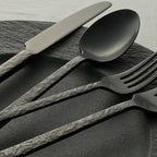 KINGSTONE 20 Pcs Black Hammered Silverware Set for 4, 18/10 Stainless Steel Heavy Duty Flatware Set, Tableware Cutlery Utensil Sets for Home Restaurant Dishwasher Safe