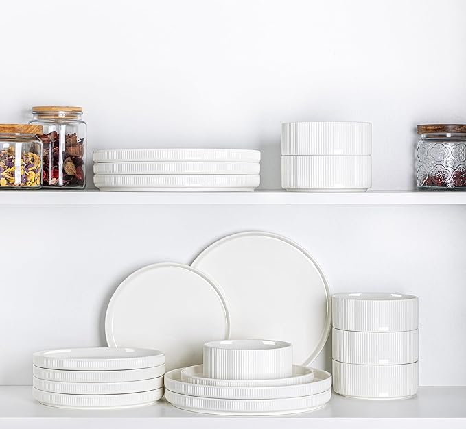 TheTerra Ceramic Dinnerware Sets for 6, 18 Pieces Porcelain Lightweight Plates and Bowls Sets, Scratch Resistant Dish Set, Oven & Microwave & Dishwasher Safe, Bright White