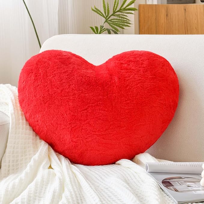 Red Heart Pillows, Cute Heart Decorative Pillow, Heart Shaped Throw Pillows for Bed, Faux Rabbit Fur Plush Hoom Decor Pillow Cushion for Chair Sofa Living Room (Large-19.6"x15.7")