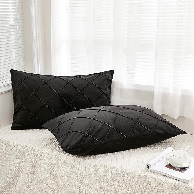JAUXIO Diamond Pinch Pleated Crystal Velvet Pillowcases 2 Pack Solid Pintuck Throw Cushion Cover for Home Decor Hidden Zipper Closure (Black, Standard)