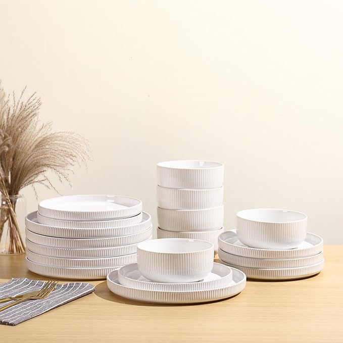 Frewinky Ceramic Dinnerware Sets for 6, Round Reactive Glaze Porcelain Plates and Bowls Sets, Scratch Resistant Modern Dishes Set, Dishwasher & Microwave Safe, Service for 6-White
