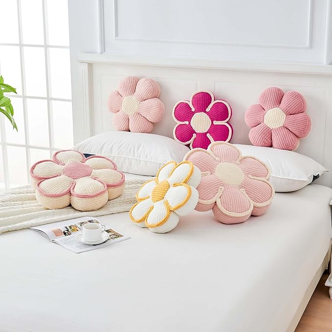 Flower Pillow, Soft Flower Decorative Throw Pillow, Cute Daisy Flower Shaped Seating Floor Cushion Room Décor Plush Pillows for Sofa Couch Bed (13.7 Inch, Light Pink)