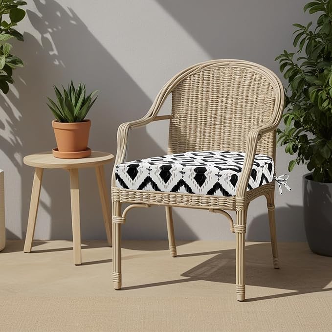 idee-home Outdoor Chair Cushions Set of 2, Thick 17" x 17" x 3" Outdoor Seat Cushions Patio Furniture Waterproof with Ties, Dining Pads