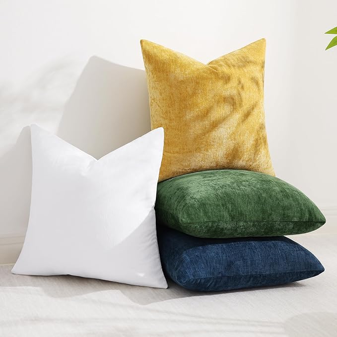 decorUhome Chenille White Throw Pillow Covers 20x20 Inch Set of 2, Decorative Soft Couch Pillow Covers Solid Dyed Accent Velvet Farmhouse Neutral Square Christmas Pillow Cases for Sofa Bed Living Room