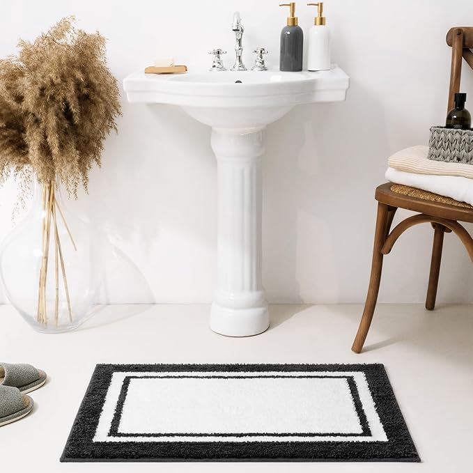 GRANNY SAYS Microfiber Bathroom Rugs Non Slip Washable, Water Absorbent Bathroom Mats for Tub Non Slip, Soft Bath Mats for Floor & Shower, Long Bath Rug, 20" x 32", Black Bath Rug