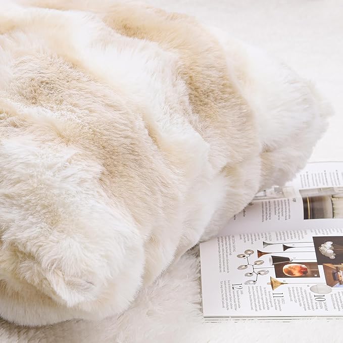 MADIZZ Pack of 2 Thick Plush Wool Throw Pillow Covers 18x18 Inch White Beige Soft Neutral Decorative Throw Pillows Accent Boho Cushion Covers for Couch Sofa Bedroom Pillow Shell