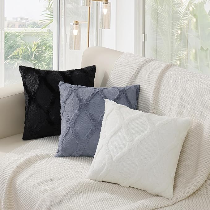 decorUhome Throw Pillow Covers 20x20 Inch Set of 2, Soft Plush Faux Fur Wool Black Couch Pillow Covers, Decorative Neutral Pillow Cases for Bed Sofa Living Room Home Decor