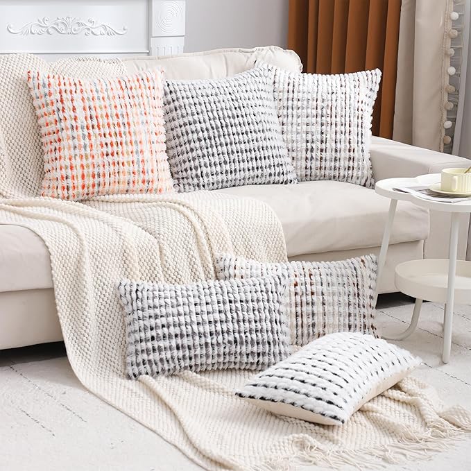 LUOYEHK Boho Throw Pillow Covers 12x20 Inch Set of 2 Chenille Tufted Pillowcase Farmhouse Neutral Cushion Covers for Couch Sofa Bed Living Room, Black White