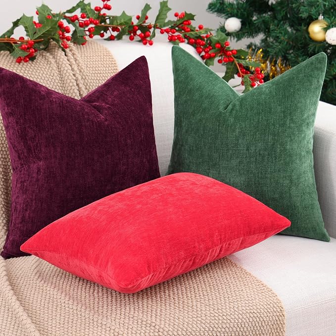 decorUhome Chenille Christmas Green Throw Pillow Covers 20x20 Inch Set of 2, Decorative Soft Couch Pillow Covers Solid Dyed Accent Velvet Farmhouse Neutral Square Pillow Cases for Sofa Bed Living Room
