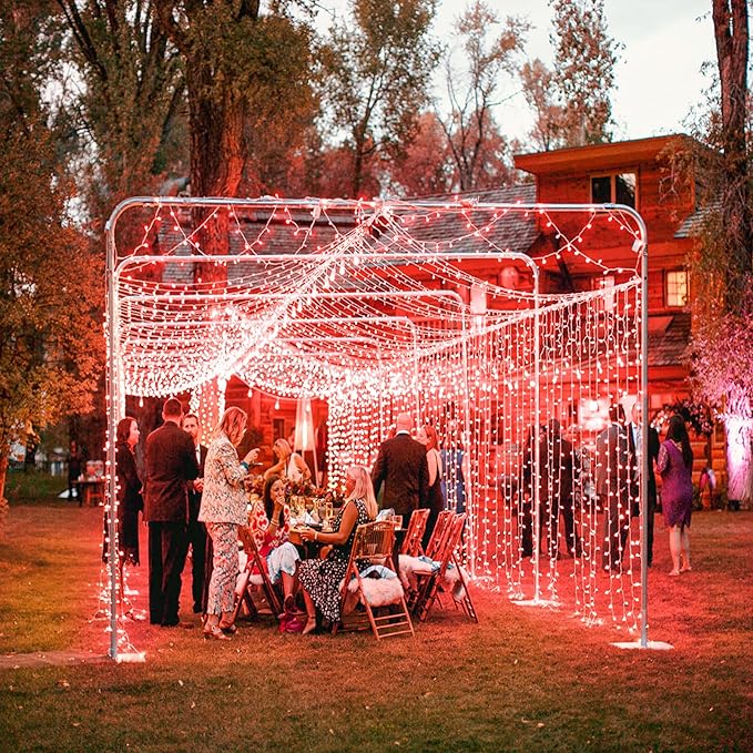 Vivideal 300 LED Red Christmas Lights 100ft String Lights Indoor 8 Modes Clear Wire Connectable Waterproof Plug in Red String Lights for Bedroom Indoor Outdoor Halloween Christmas Decorations