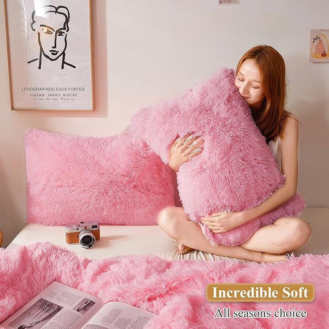XeGe Faux Fur Throw Pillow Cases, Plush Shaggy Ultra Soft Pillow Covers, Fluffy Crystal Velvet Decorative Pillowcases, Furry Fuzzy Pillow Shams Zipper Closure, Set of 2(Standard, Light Pink)