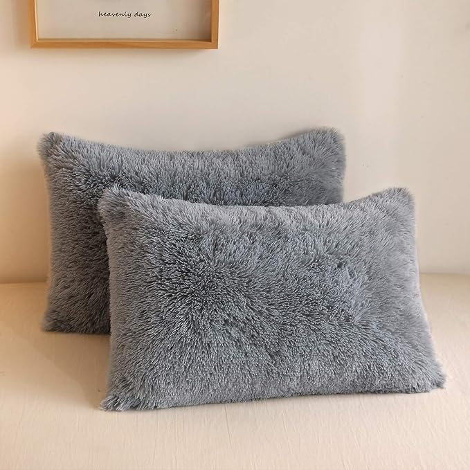 XeGe Faux Fur Throw Pillow Cases, Plush Shaggy Ultra Soft Pillow Covers, Fluffy Crystal Velvet Decorative Pillowcases, Furry Fuzzy Pillow Shams Zipper Closure, Set of 2 (King, Light Gray)