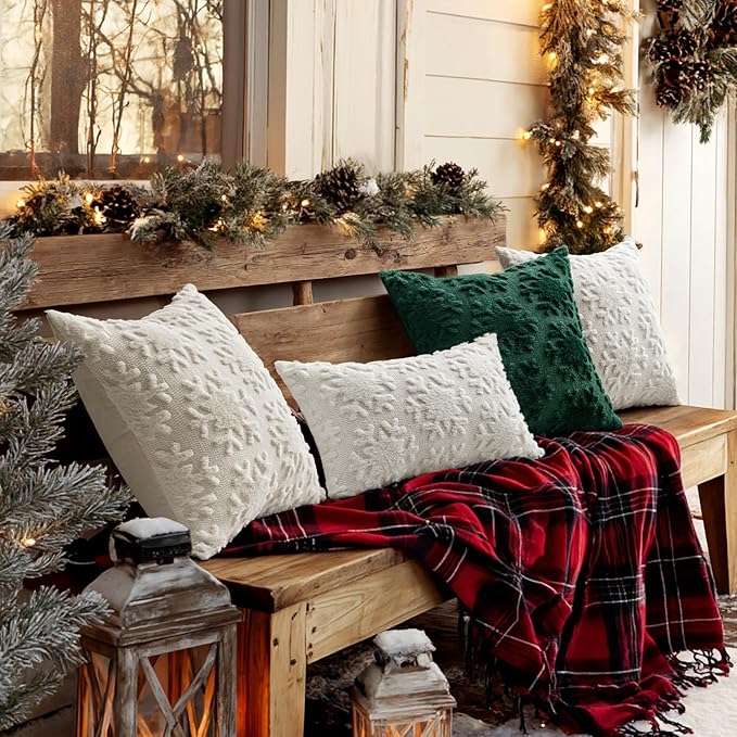 MIULEE Christmas Snowflake Decorative Throw Pillow Covers Set of 2,Soft Fluffy Faux Wool Winter Holiday Couch Pillows for Farmhouse Boho Home Decor Sofa Bed Porch Living Room 20x20 Inch Green