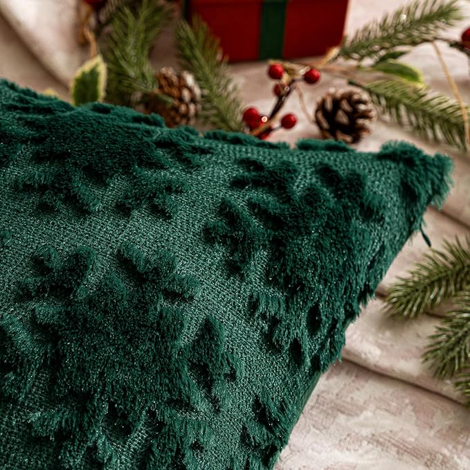MIULEE Christmas Snowflake Decorative Throw Pillow Covers Set of 2,Soft Fluffy Faux Wool Winter Holiday Couch Pillows for Farmhouse Boho Home Decor Sofa Bed Porch Living Room 20x20 Inch Green