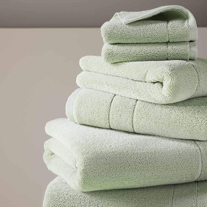 Brooklinen Super-Plush Turkish Cotton Bath Towel Set - Includes 4 Bath Towels Cotton, 820 GSM, Highly Absorbent, Machine Washable, Perfect for Home & Bathroom (Aloe Green)