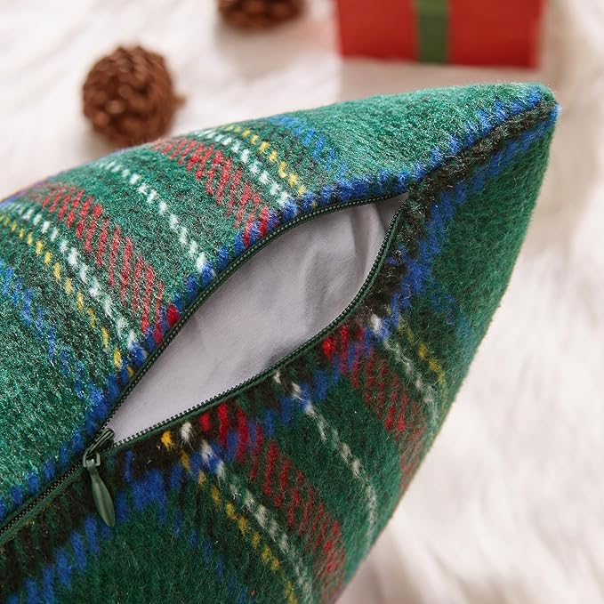 MIULEE Christmas Plaid Decorative Throw Pillow Covers Set of 2 Scottish Tartan Vintage Farmhouse Winter Cuhion Case Pillow Covers for Couch livingroom Sofa Bed Porch Home Decor 20x20inch Green