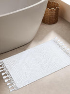 Savi Home Cotton Woven Jacquard Bathroom Rug Set of 2, Woven Fringe Bathroom Mats, 100% Cotton, Non - Slip Bath Mat, Durable Thick Bath Mat 17”x30”& 20"x38" with Fringes, White