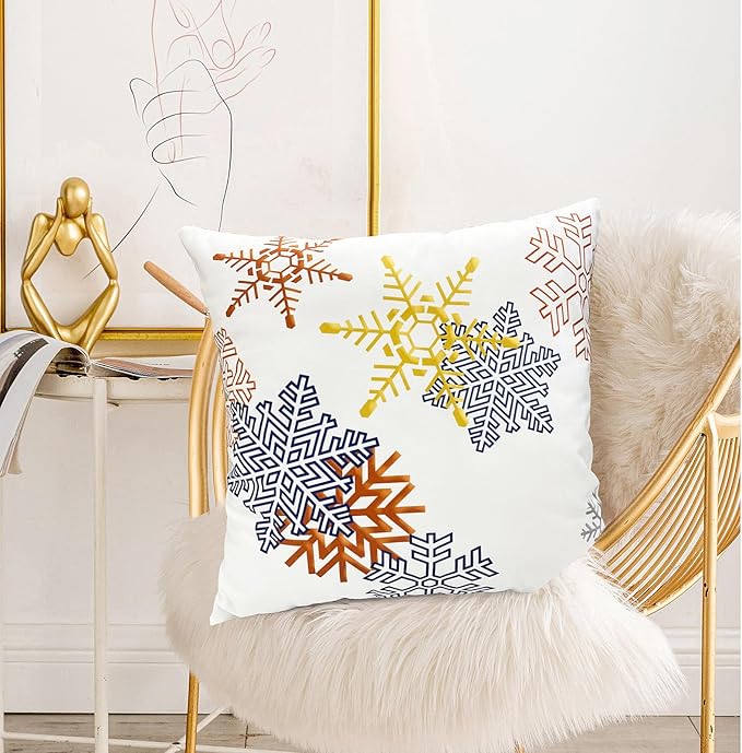 Decorative Throw Pillow Covers Set of 2 Snowflake Pillow Covers 18x18 inch Super Soft Short Plush Square Throw Pillows,Farmhouse Outdoor Pillow Covers for Couch Sofa Bedroom Living Room