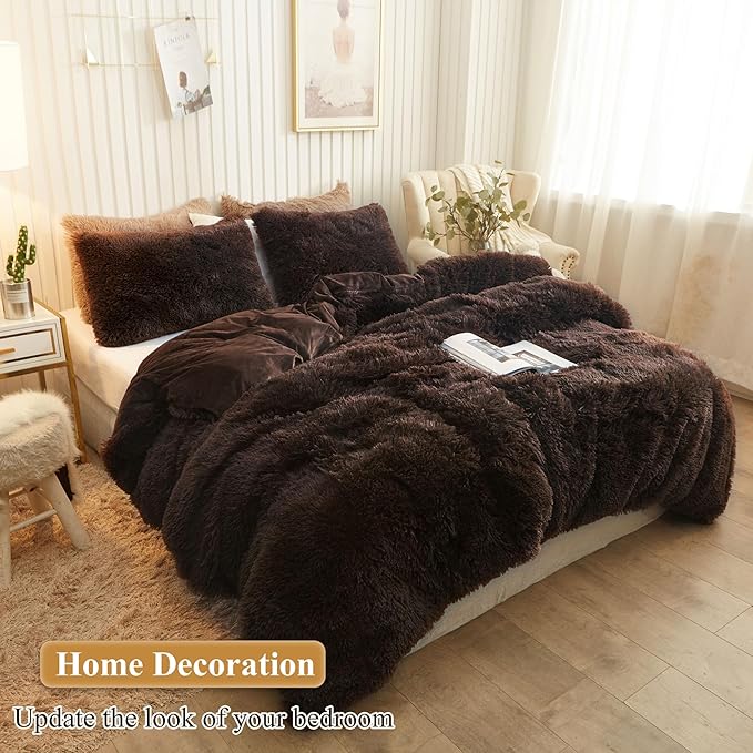 XeGe Faux Fur Brown Pillow Cases, Plush Shaggy Ultra Soft Fluffy Velvet Decorative Pillowcases, Furry Fuzzy Pillow Shams Zipper Closure, Set of 2 (Standard, Coffee)