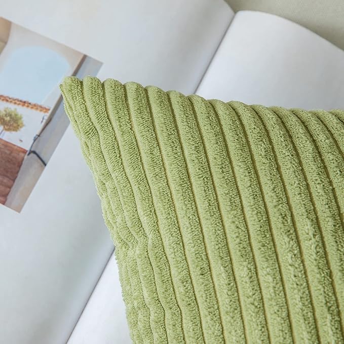 MIULEE Pack of 2 Pillow Covers Soft Soild Decorative Square Throw Pillow Covers Set Cushion Cases Pillowcases for Sofa Bedroom Car 20 x 20 Inch 50 x 50 Cm Grass Green