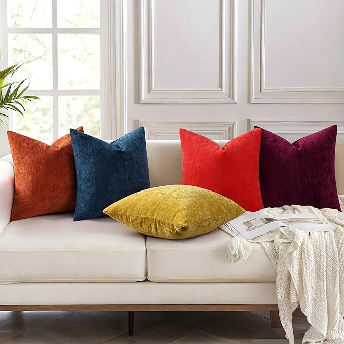 decorUhome Chenille Burgundy Christmas Throw Pillow Covers 18x18 Inch Set of 2, Decorative Soft Couch Pillow Covers Solid Dyed Accent Velvet Farmhouse Neutral Square Pillow Cases for Sofa Living Room