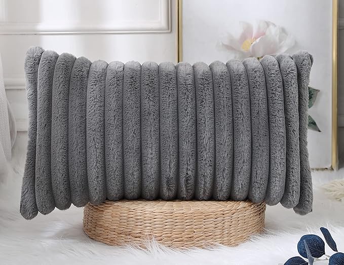 PANOD Faux Fur Decorative Lumbar Throw Pillow Covers 16 x 26,Plush Long Boho Lumbar Pillow Covers Pillow Case Cushion Case for Bed Sofa Farmhouse Livingroom,Grey