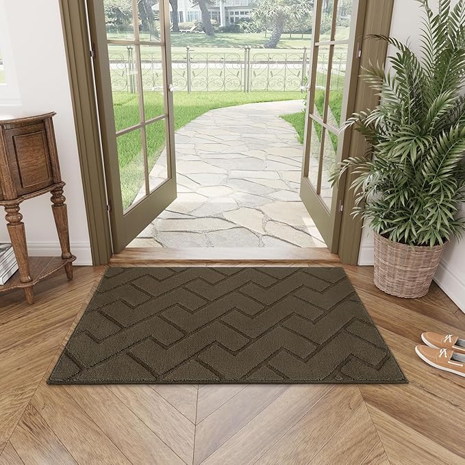 hicorfe Front Door Mat Outside Entrance,20"x31.5" Absorbent Muddy Dirt Resist Welcome Door Mats Outdoor Indoor,Stain and Fade Resistant,Non Slip Backing Entry Mat Doormat for Entryway(Latte)