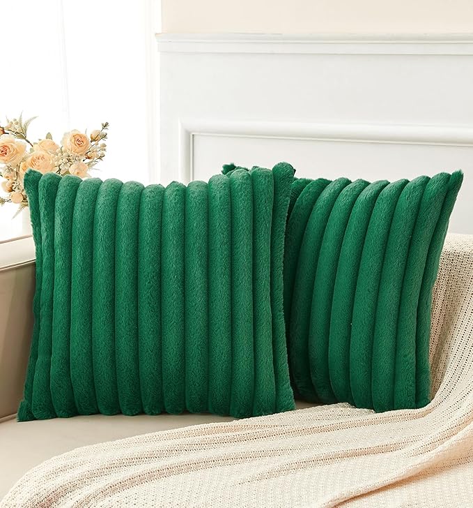 Pack of 2 Christmas Green Pillow Covers 18x18 Inch Decorative Faux Fur Emerald Throw Pillow Cover, Soft Lumbar Plush Pillowcases for Couch Sofa Bed Living Room, Fluffy Cute Home Boho Decor