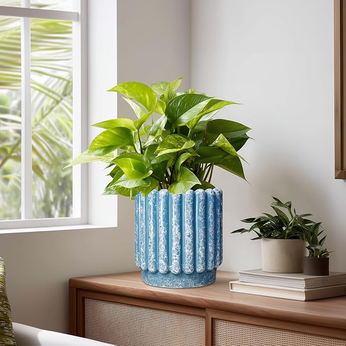Ceramic Planter - 7.6 Inch Ceramic Plant Pots with Drainage Hole, Decorative Flower Pots for Indoor Outdoor, Fluted Round Planter, Room Home Decor, Plant Lover Gifts for Women, Blue