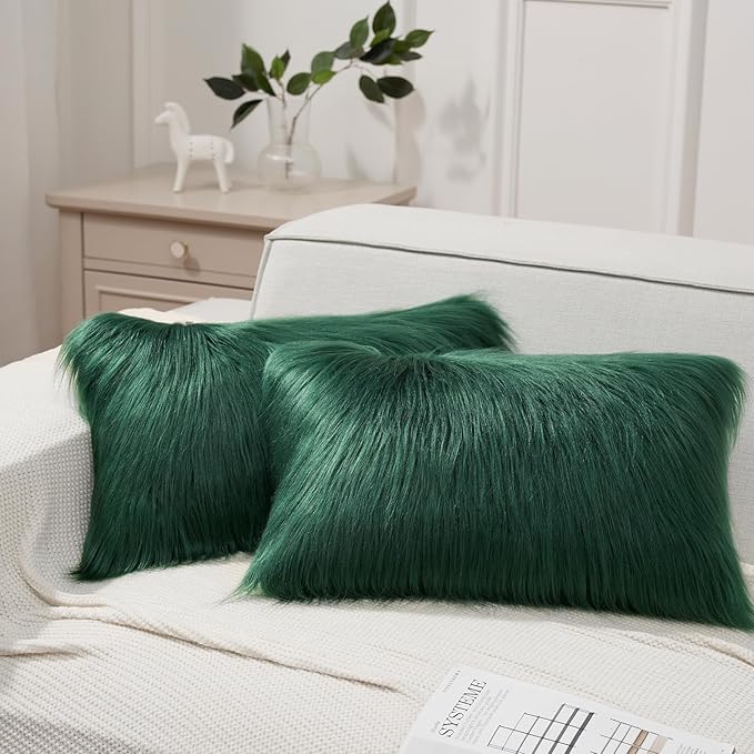 Phantoscope Pack of 2 Christmas Faux Fur Throw Pillow Covers Cushion Covers Luxury Soft Decorative Pillowcase Fuzzy Pillow Covers for Bed/Couch, Deep Green 12 x 20 Inches