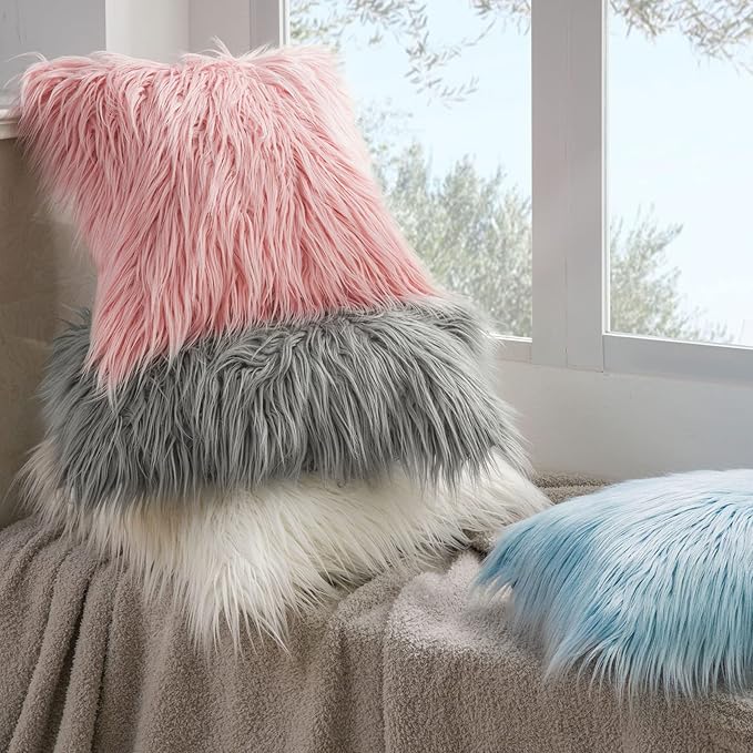 PHANTOSCOPE Pack of 2 Faux Fur Throw Pillow Covers Cushion Covers Luxury Soft Decorative Pillowcase Fuzzy Pillow Covers for Bed/Couch, Pink 18 x 18 Inches