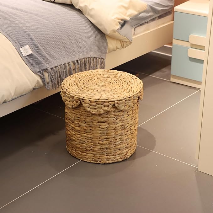 Vintage Woven Storage Basket with Scalloped Lid - Handwoven Water Hyacinth Laundry Hamper for Clothes, Blankets, Toys Organizing - Natural Wicker Basket with Lid (Large Round)