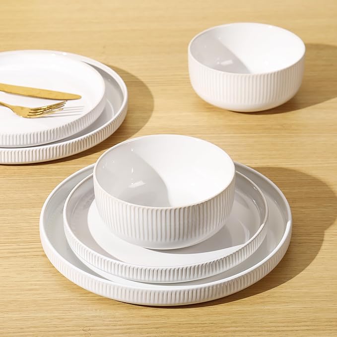 Frewinky Ceramic Dinnerware Sets for 6, Round Reactive Glaze Porcelain Plates and Bowls Sets, Scratch Resistant Modern Dishes Set, Dishwasher & Microwave Safe, Service for 6-White