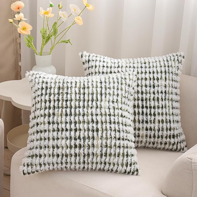 LUOYEHK Boho Throw Pillow Covers 20x20 Inch Set of 2 Farmhouse Neutral Pillow Covers Chenille Tufted Pillowcase for Couch Sofa Bed Living Room, Green White