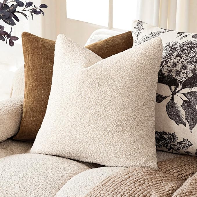 Foindtower Pack of 2, Curly Faux Fur Decorative Throw Pillow Covers Soft Fuzzy Plush Cushion Case with Zipper Cozy Pillowcase for Home Living Room Couch Bed Sofa 18 x 18 Inch,Light Ivory