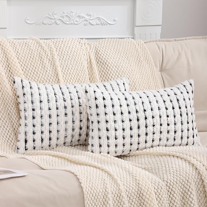 LUOYEHK Boho Throw Pillow Covers 12x20 Inch Set of 2 Chenille Tufted Pillowcase Farmhouse Neutral Cushion Covers for Couch Sofa Bed Living Room, Black White