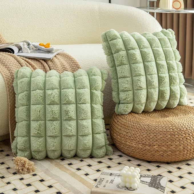 Neelvin Green Faux Fur Cozy Soft Plaid Decorative Throw Pillow Covers 22x22 inch Set of 2,Velvet Pillowcase Cushion Case for Sofa Couch