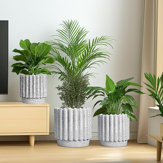 Ceramic Pots for Plants - 7.6 Inch Ceramic Planter with Drainage Hole, Round Flower Pots for Indoor Plants, Fluted Planter Outdoor, Garden Decor, Birthday Gifts, Black and White